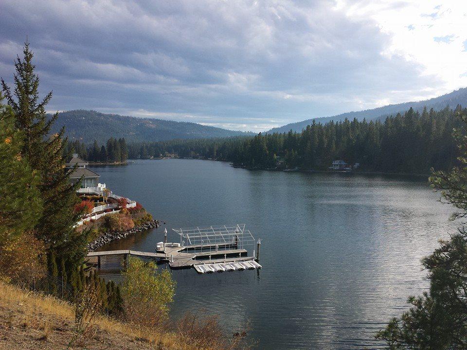River Cove Elegant Waterfront Bed & Breakfast Post Falls Exterior photo