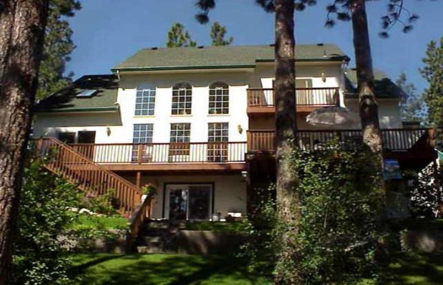 River Cove Elegant Waterfront Bed & Breakfast Post Falls Exterior photo
