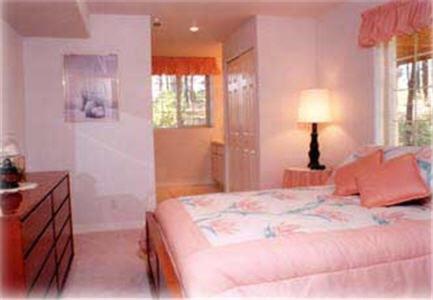 River Cove Elegant Waterfront Bed & Breakfast Post Falls Room photo