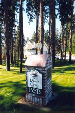 River Cove Elegant Waterfront Bed & Breakfast Post Falls Exterior photo